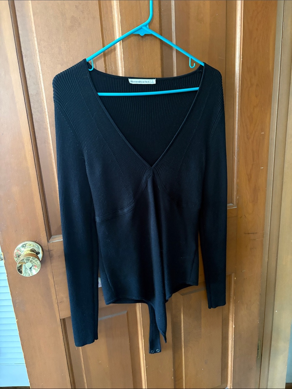 Abercrombie & Fitch Black V-Neck Ribbed Knit Top